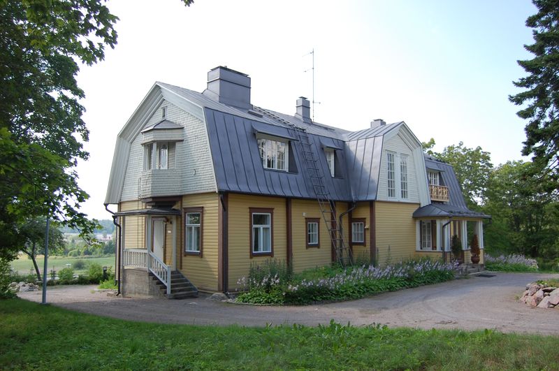 &nbsp;(Sinikka Myyrä&nbsp;26.7.2011)