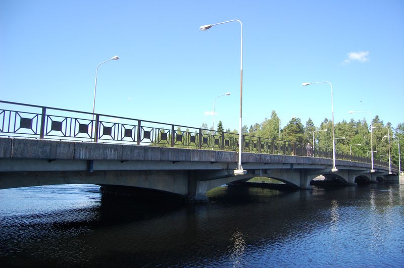 &nbsp;(Sinikka Myyrä&nbsp;7.7.2011)