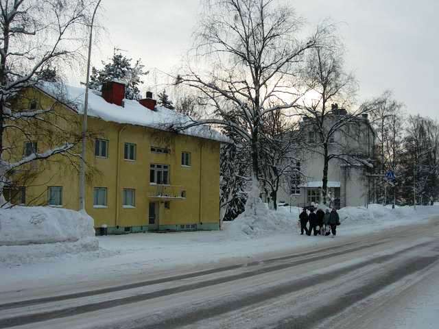 Raution ent. terveysasema 50-luvulta, taempana funkiskoulu.&nbsp;(Miikka Kurri&nbsp;12.2.2010)