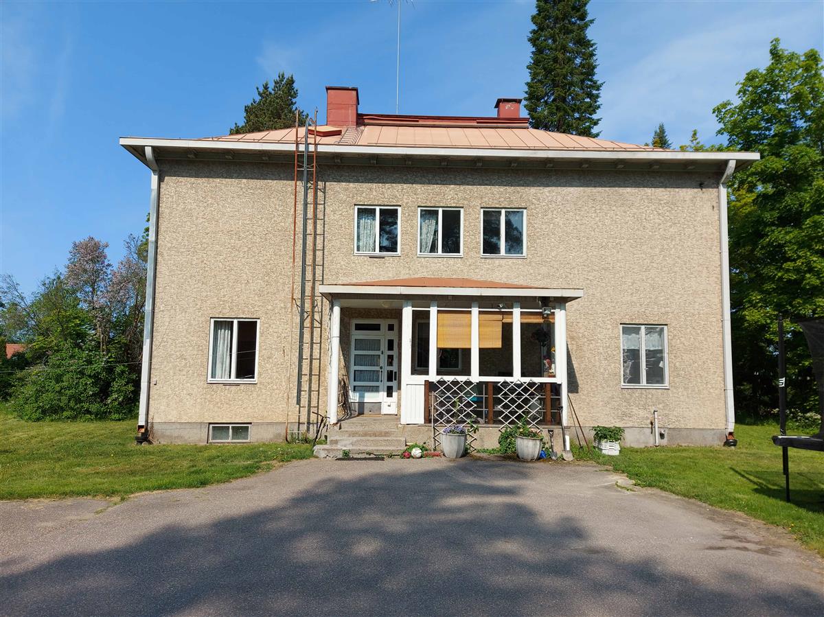 &nbsp;(Niina Uusi-Seppä&nbsp;2023)