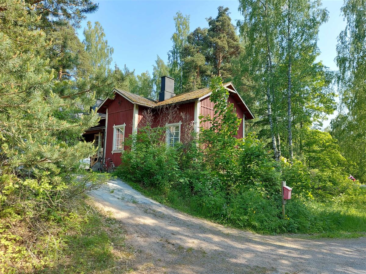 &nbsp;(Niina Uusi-Seppä&nbsp;2023)