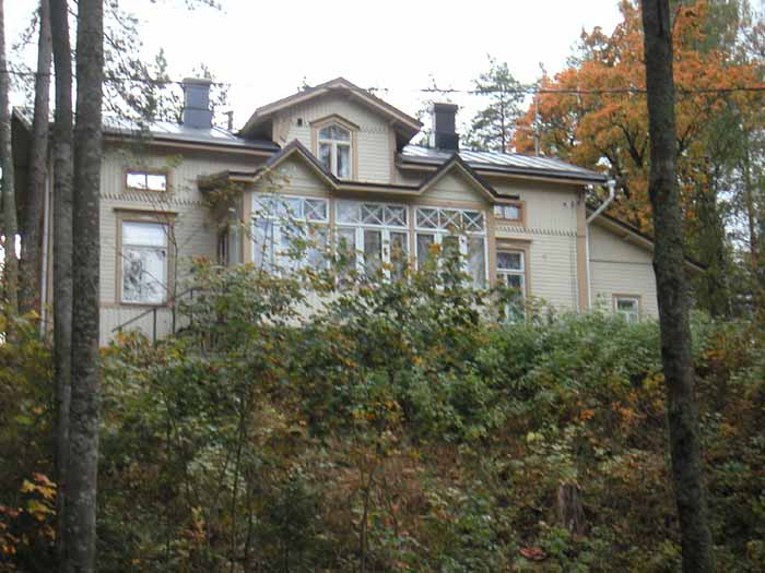 &nbsp;(Kaija Kiiveri-Hakkarainen&nbsp;29.9.2003)