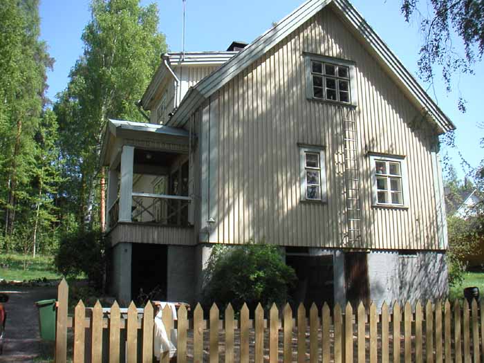 &nbsp;(Kaija Kiiveri-Hakkarainen&nbsp;1.6.2003)