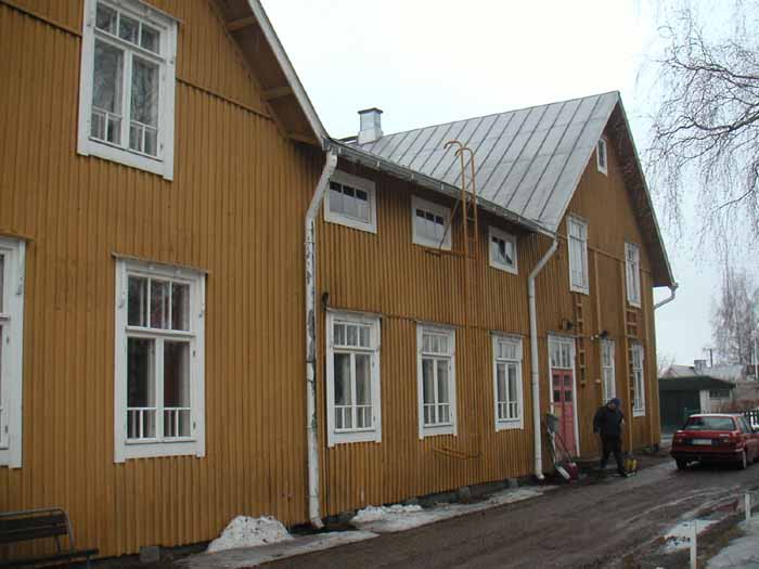 &nbsp;(Kaija Kiiveri-Hakkarainen&nbsp;14.4.2003)