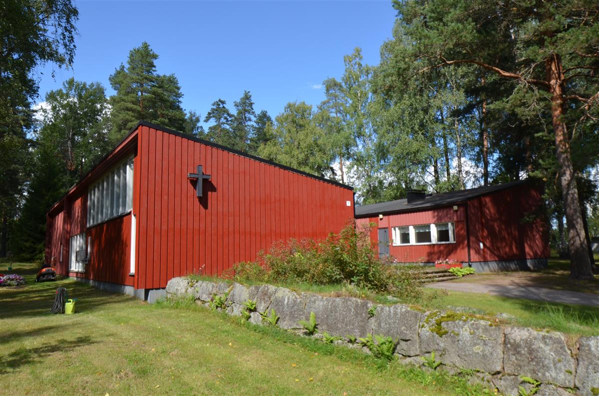 Nuijamaan seurakuntakeskus etelästä päin kuvattuna.&nbsp;(Päivi Makkonen&nbsp;2023)