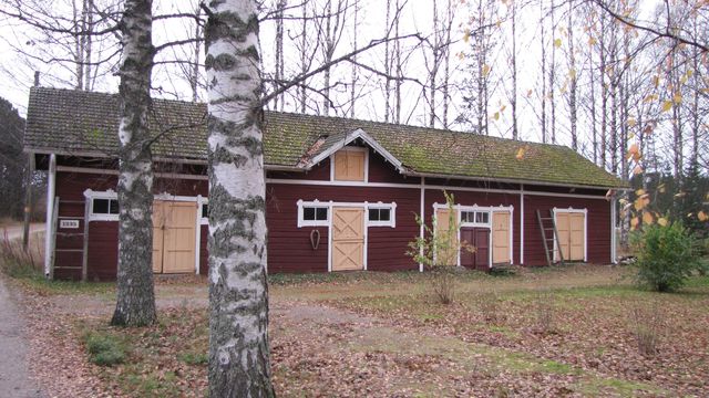 Aittarakennus.&nbsp;(Niina Ahlfors&nbsp;lokakuu 2012)