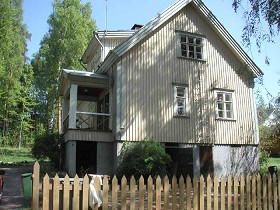 Kuva: &nbsp;(Kaija Kiiveri-Hakkarainen&nbsp;1.6.2003)