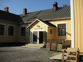 Kuva: &nbsp;(Kaija Kiiveri&nbsp;1.8. 2002)