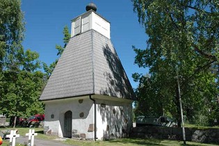 Kuva: Kellotapuli.&nbsp;(Hanna Mäki&nbsp;21.6.2005)