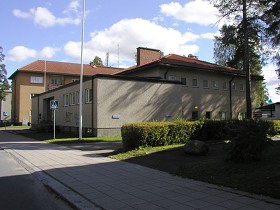 Kuva: Lauritsalan kirjasto.&nbsp;(Pöyry Environmental Oy&nbsp;2007)