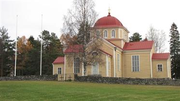 Kuva: Uukuniemen kirkko.&nbsp;(Niina Ahlfors&nbsp;lokakuu 2012)