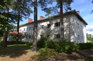 Kuva: Rautjärven kunnantalo etelästä päin kuvattuna.&nbsp;(Päivi Makkonen&nbsp;2026)
