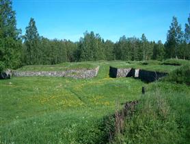 Kuva: Kärnäkosken linnoitusta.&nbsp;(Pöyry Environment/Matti Veijovuori&nbsp;2007)